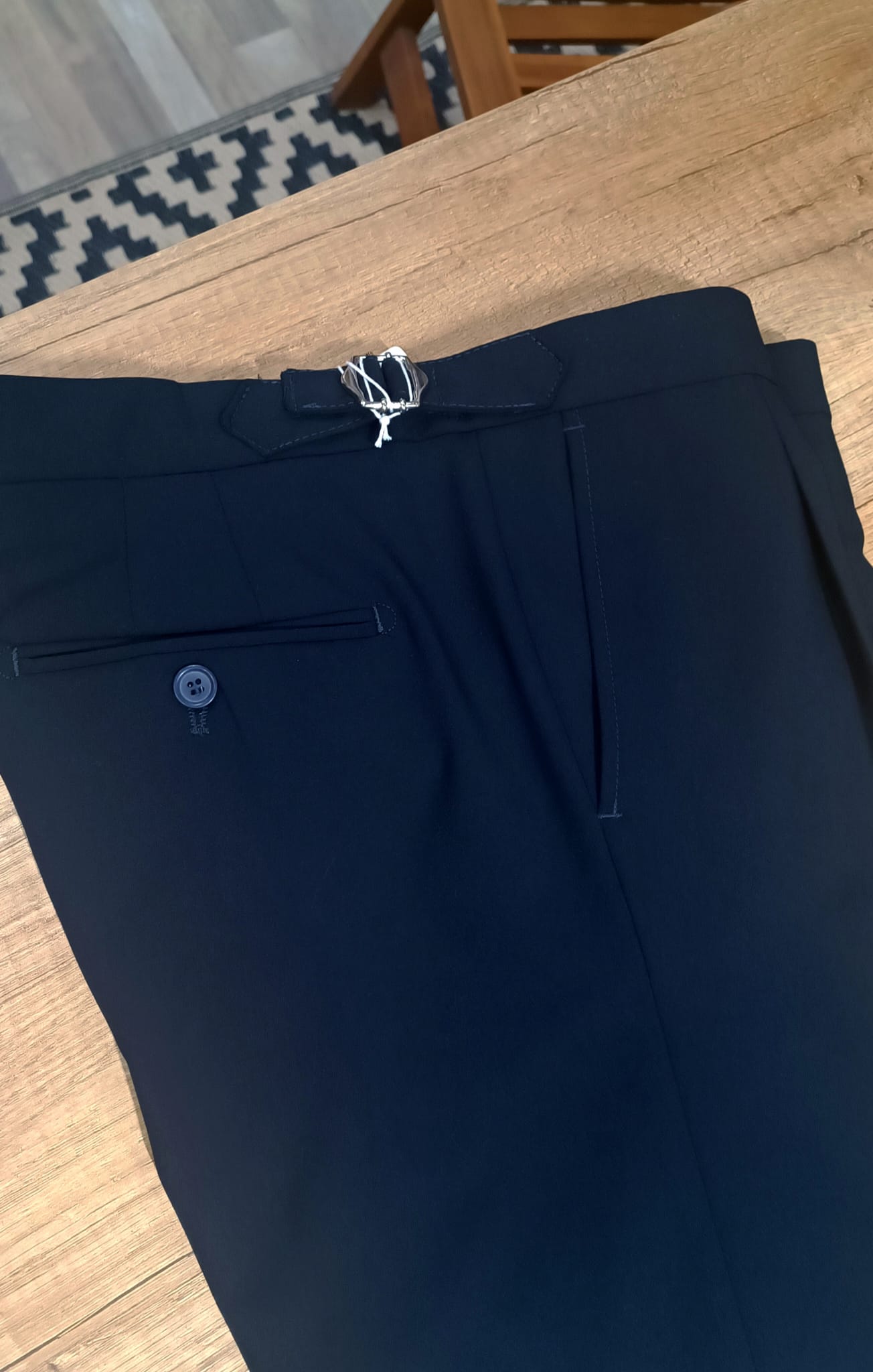 Pantalone con Fibbie